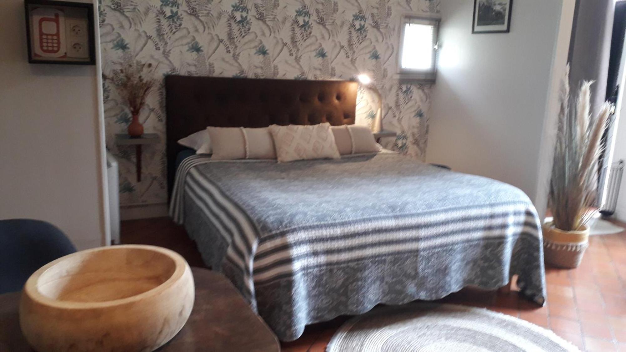 Logis Louisblanc, Muraille Romaine, Lit Queen-Size, Centre Ville Le Mans Exterior foto