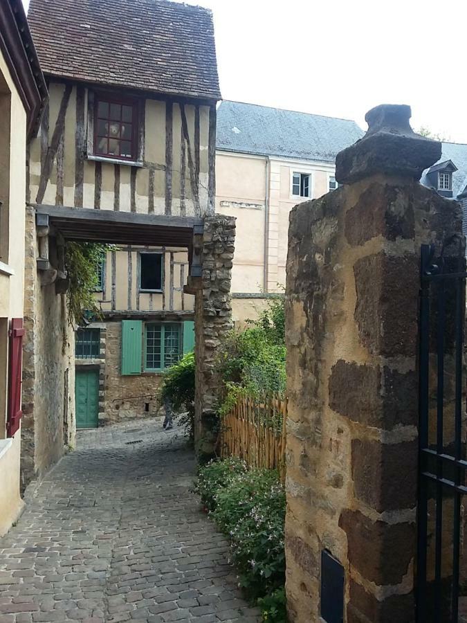 Logis Louisblanc, Muraille Romaine, Lit Queen-Size, Centre Ville Le Mans Exterior foto